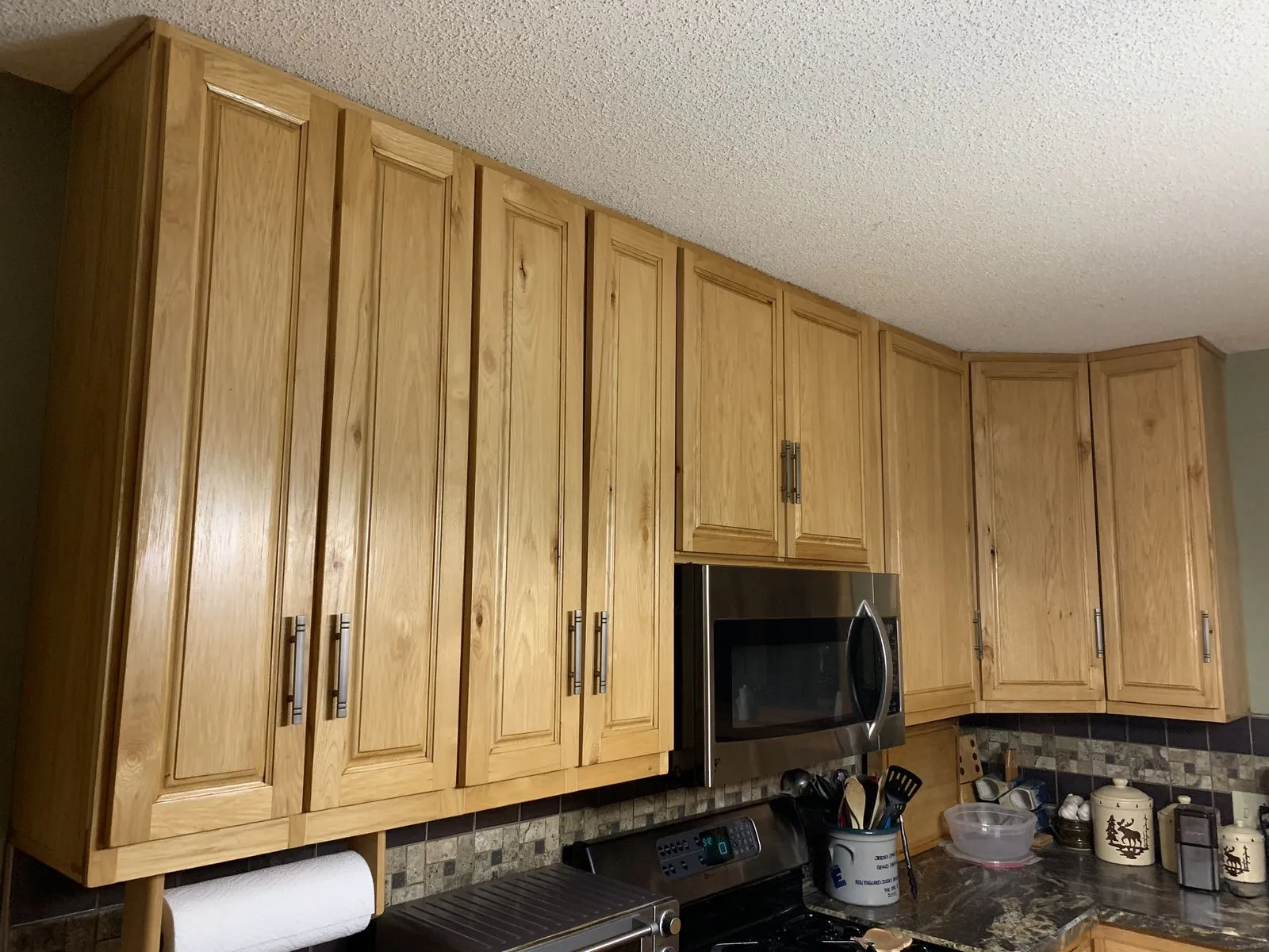 carpenter kitchen wood shelf